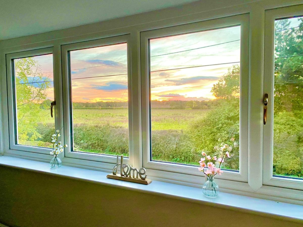 Red House Cottage - Peaceful - Views - Walks Lincoln Exterior photo